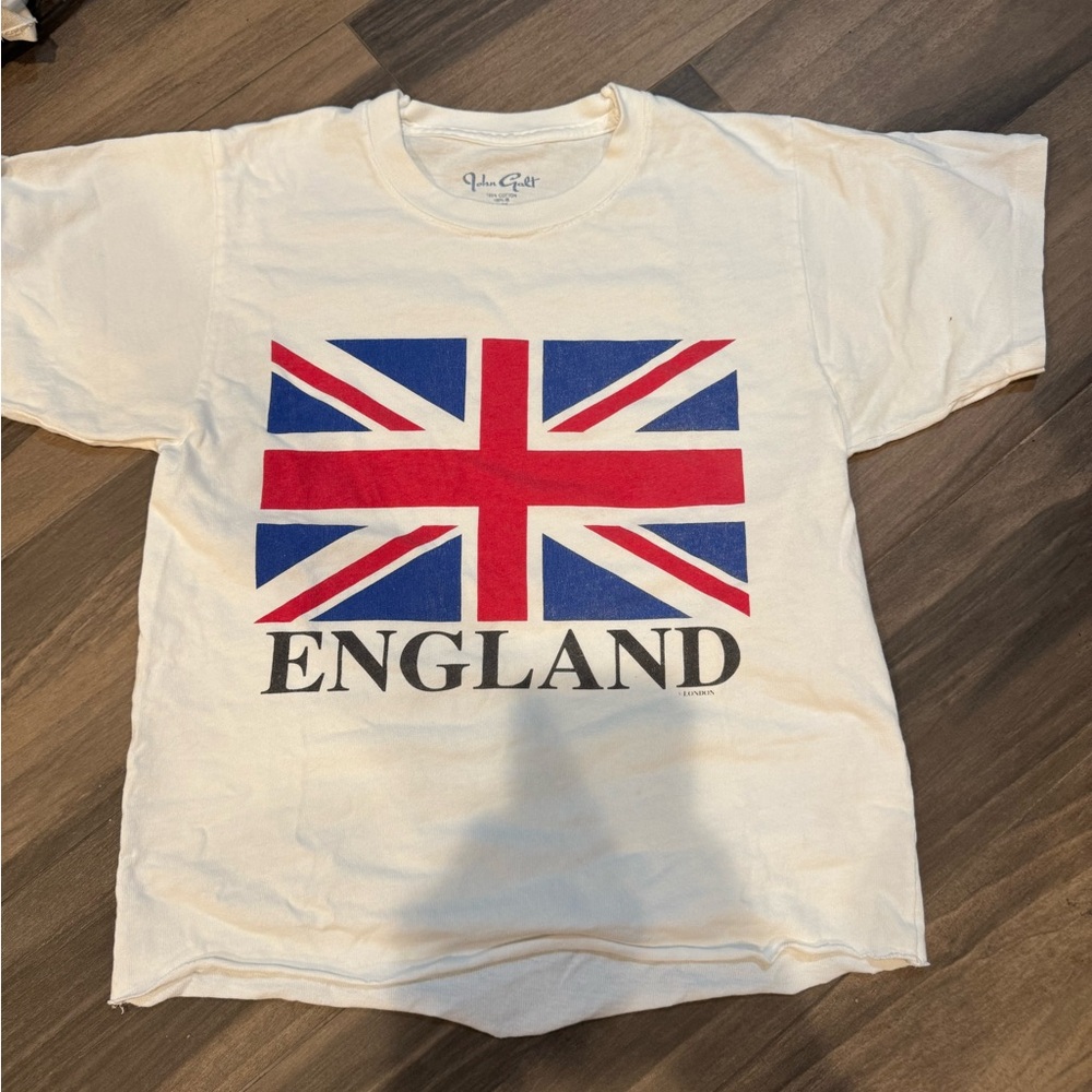 Brandy Melville shirt